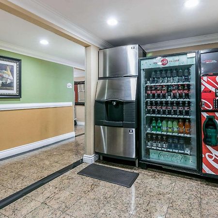 Quality Inn & Suites Atlanta Airport South College Park Dış mekan fotoğraf