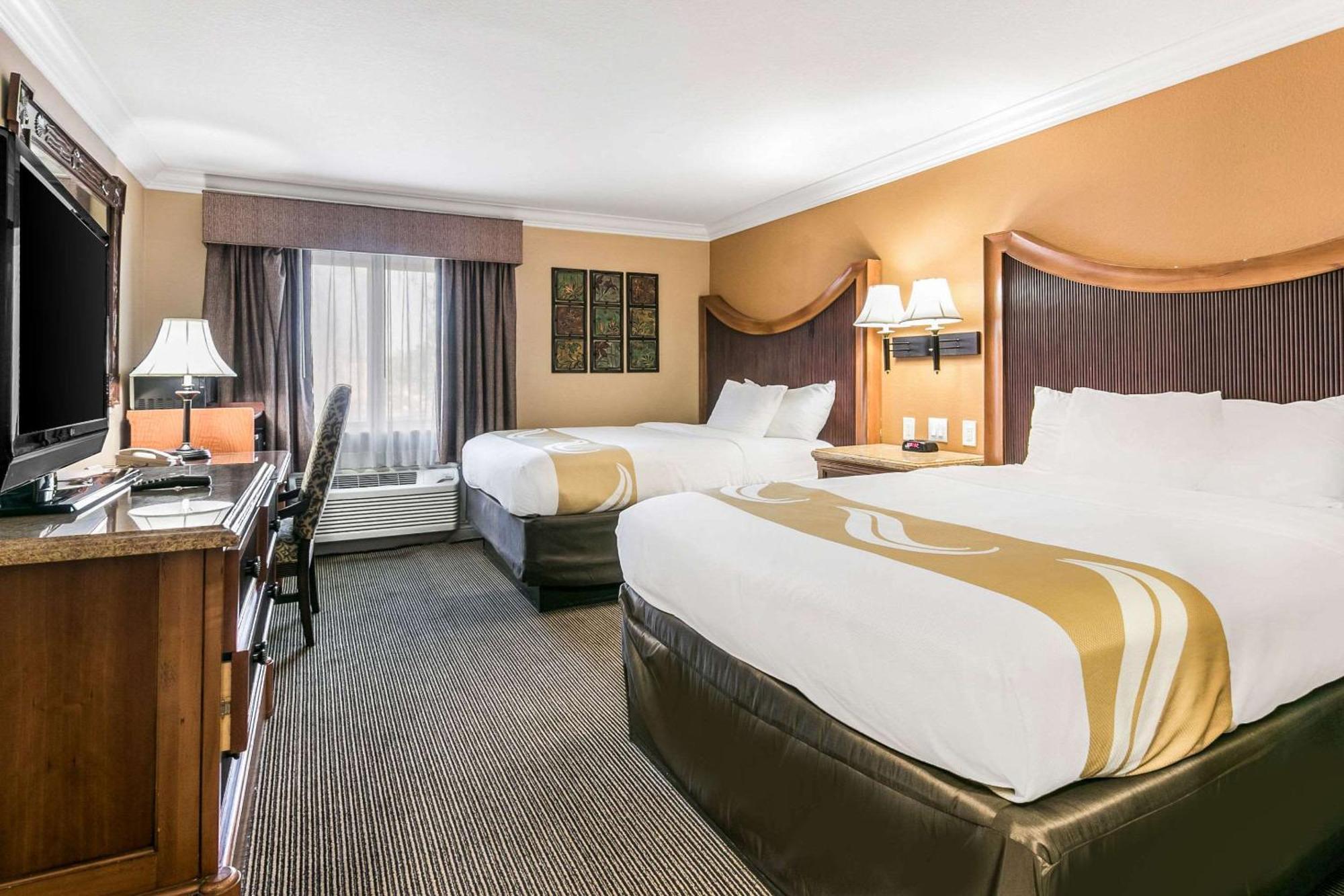Quality Inn & Suites Atlanta Airport South College Park Dış mekan fotoğraf